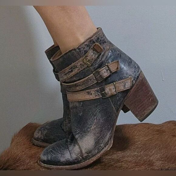 Bed Stu boots Begin Black Lux Leather Ankle booties Distressed size 7.5 - Picture 16 of 16
